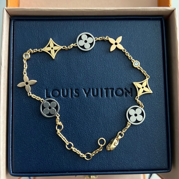 AUTHENTIC LOUIS VUITTON IDYLLE BLOSSOM BRACELET - Picture 3 of 6